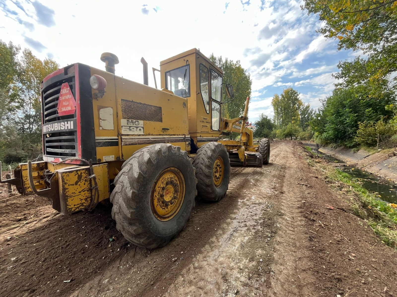 Yol, Altyapı ve Su Çalışmalarımız (G33g9hyWQAAsD8a.jpg)